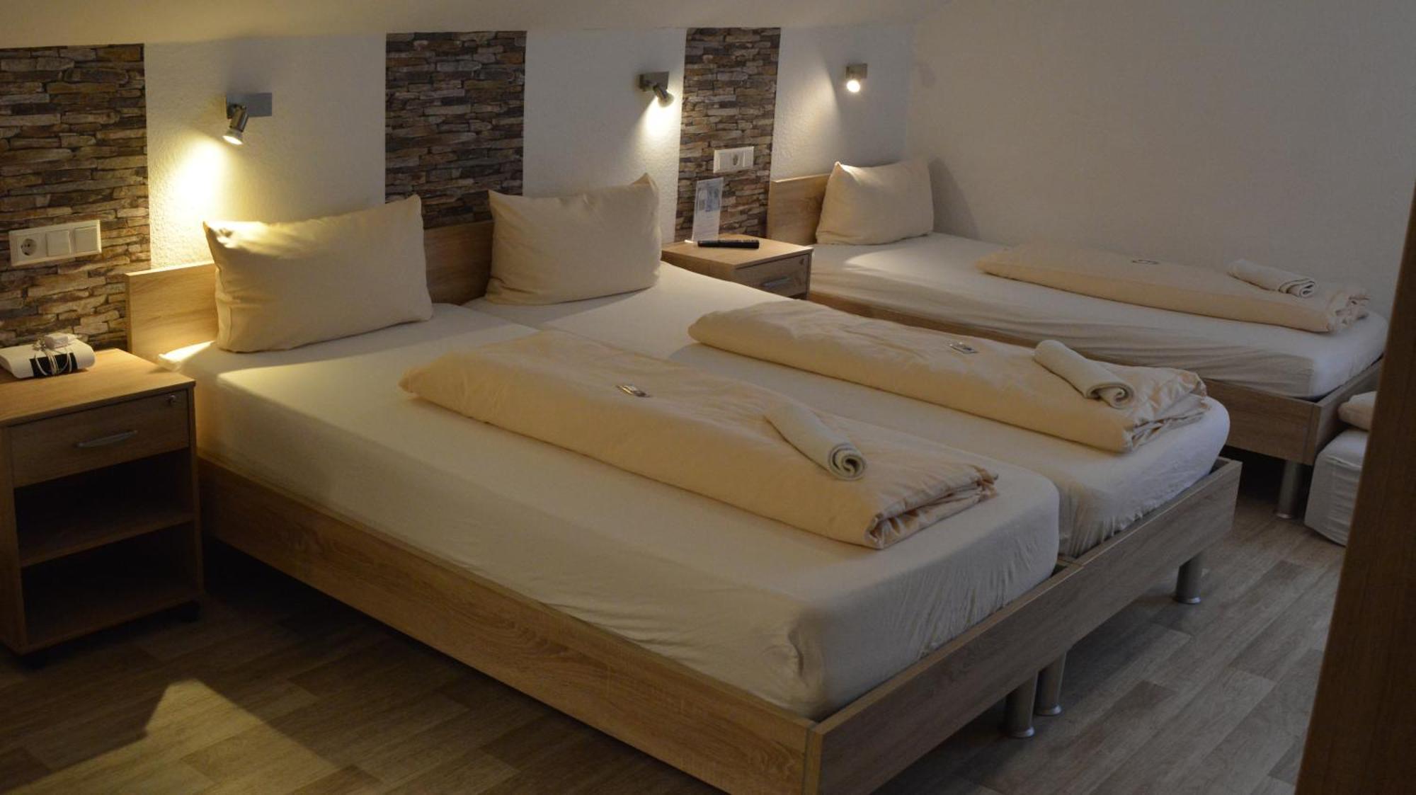 Weißenhorn Hotel-Gasthof Zur Rose חדר תמונה