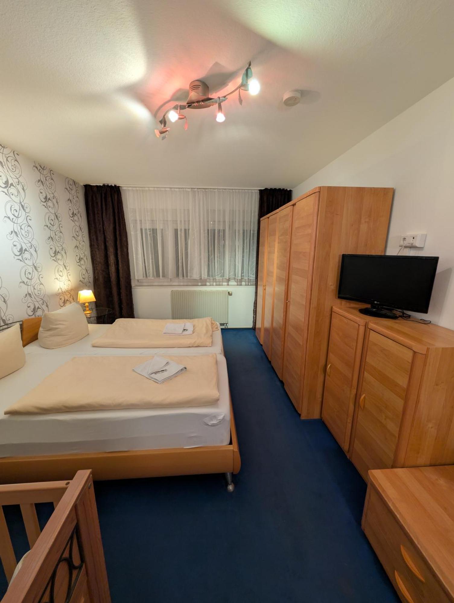 Weißenhorn Hotel-Gasthof Zur Rose חדר תמונה