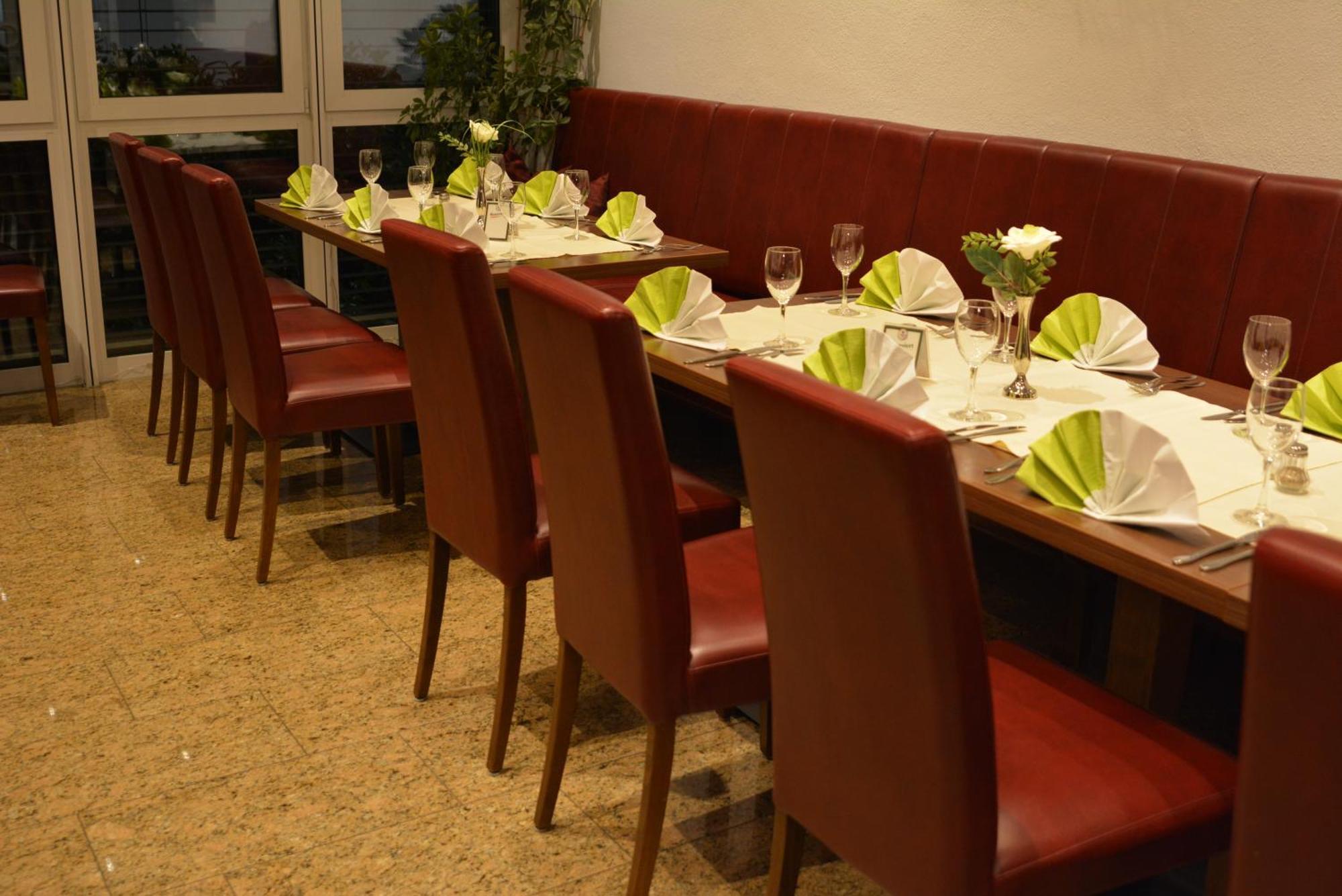 Weißenhorn Hotel-Gasthof Zur Rose מראה חיצוני תמונה
