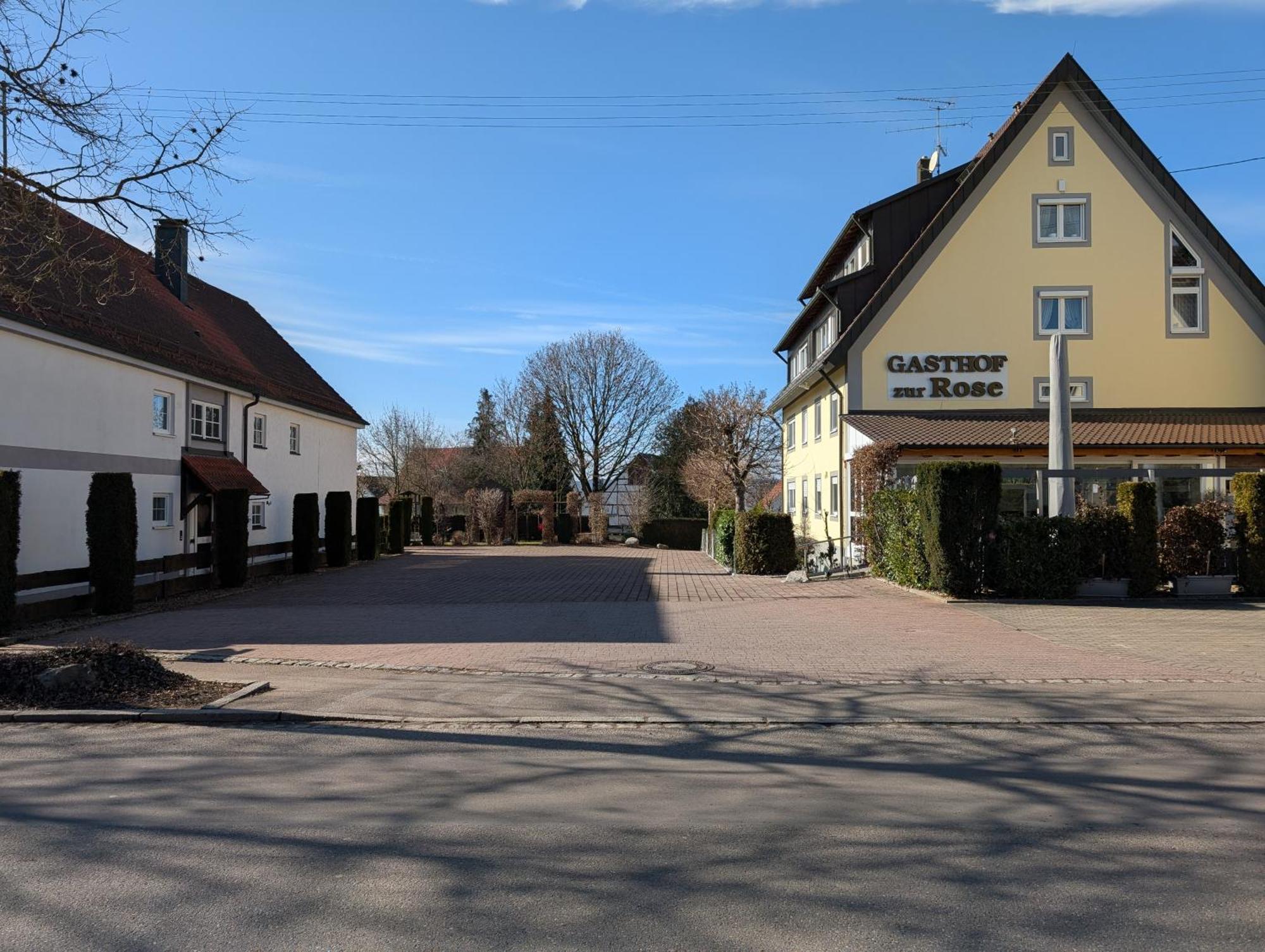 Weißenhorn Hotel-Gasthof Zur Rose מראה חיצוני תמונה